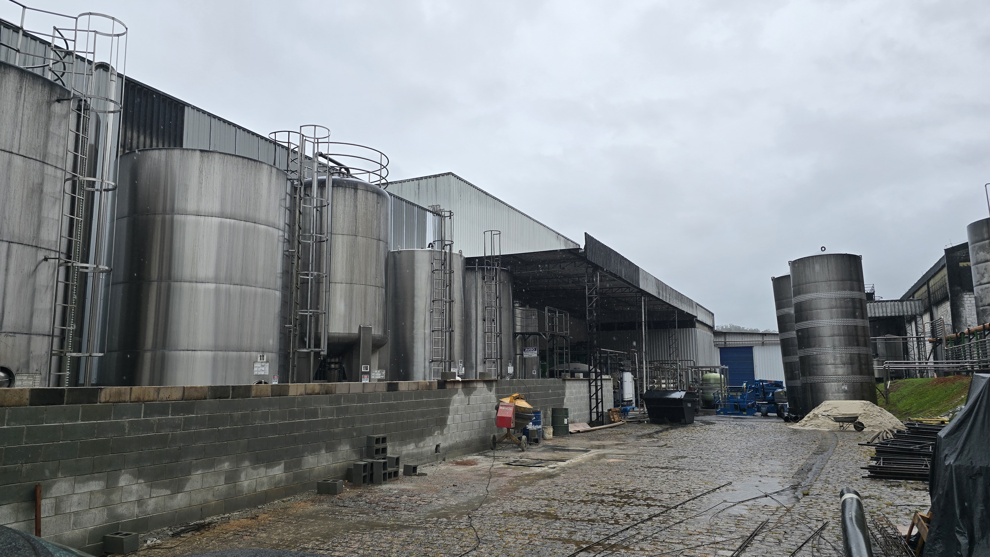 JEKHOSTA ENGENHARIA E CONSTRUCAO LTDA portfolio 2